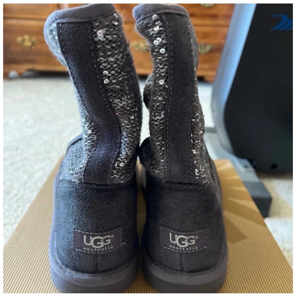 Ugg Lyla Sequin Boot Size 8 - image 4